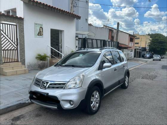 NISSAN LIVINA 1.8 SL X-GEAR 16V FLEX 4P AUTOMÁTICO NISSAN LIVINA 1.8 SL X-GEAR 16V FLEX 4P AUTOMÁTICO